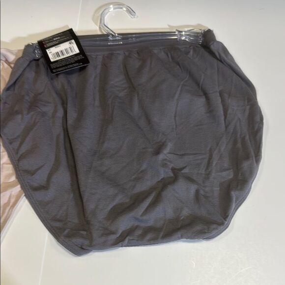 Bali Comfort Revolution Briefs - Picture 4 of 6